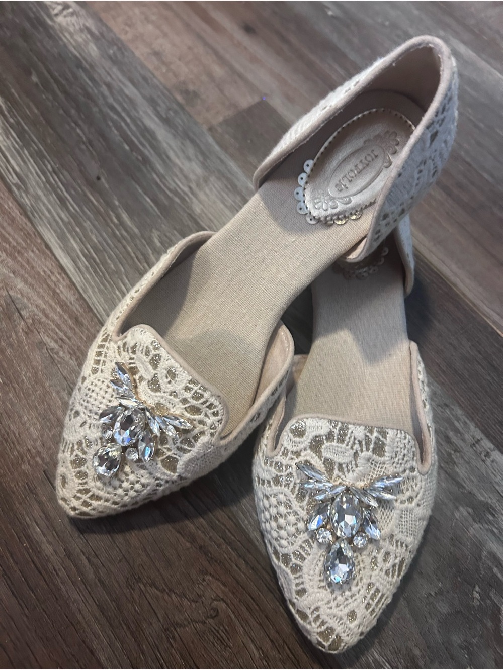 50%offw❤️Joyfolie Vivica D'Orsay in Lace Flats 6.5 New